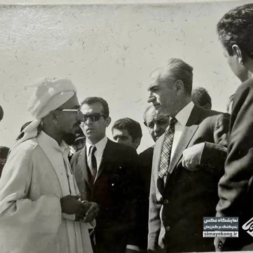 گفتگوی محمدرضا شاه پهلوی با شیخ خالدی در بازدید از مدرسه دینی سلطان العلماء