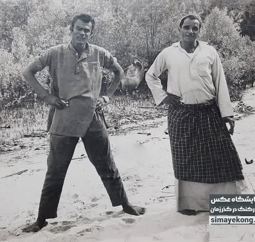 تصویری از مرحوم محمد ایرانی (محمداحمد کلاه) و دوستش در هند